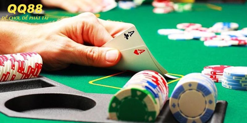 Cách chơi poker online tại QQ88 chuẩn xác